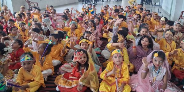 धूमधाम से मनाया गया श्रीकृष्ण जन्माष्टमी का पर्व