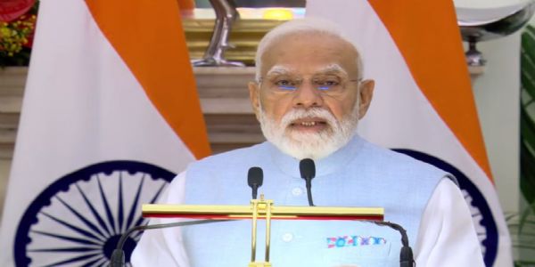 प्रेस वक्तव्य देते प्रधानमंत्री