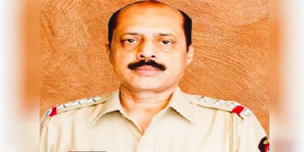 एंटीलिया बम केस : बॉम्बे हाई कोर्ट ने सचिन वाझे की जमानत पर अंतरिम रोक लगाई