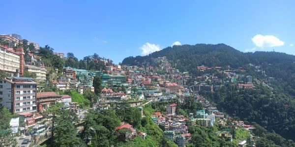 हिमाचल में मानसून से 3 हज़ार करोड़ से ज्यादा का नुकसान, सेब उत्पादन में भी भारी गिरावट