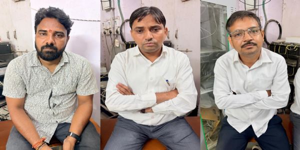 सोलर प्लांट की नेट मीटरिंग के लिए रिश्वत लेते रेलवे इंजीनियर समेत तीन गिरफ्तार