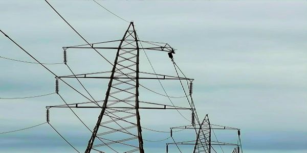 एमपी ट्रांसको की टीम ने प्रतिकूल मौसम में बहाल की ग्वालियर-औरैया इंटर स्टेट ट्रांसमिशन लाइन