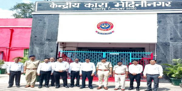 बंदियों की समस्याओं से रूबरू हुए बोर्ड ऑफ विजिटर और डालसा