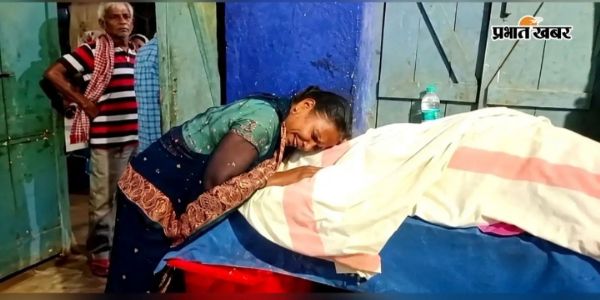 सड़क दुर्घटना में तीन की मौत, मचा कोहराम