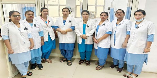 गुरुग्राम: नर्सिंग ऑफिसर्स ने किया मॉडल ऑनलाइन ट्रांसफर पॉलिसी का विरोध