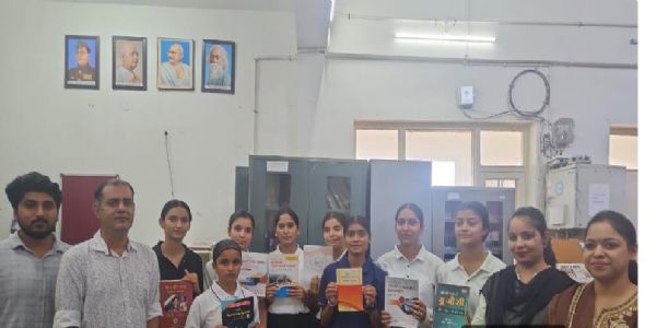 ज्ञान बांटने से बढ़ता है, पुस्तक दान से जरूरतमंद विद्यार्थियों को मिलेगा लाभ