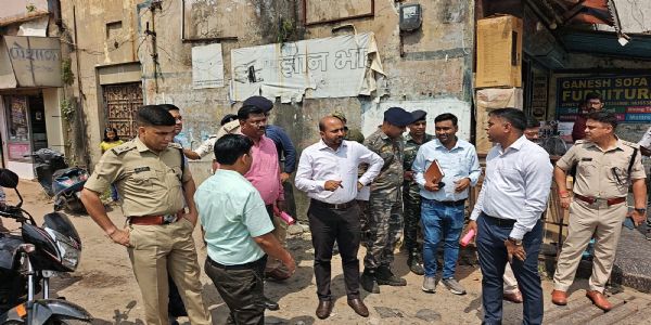अतिक्रमण मुक्त होगा रामगढ़ शहर, सड़क पर उतरे डीसी-एसपी