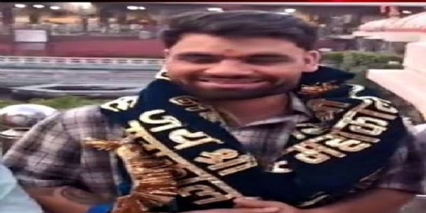 क्रिकेटर रिंकू सिंह ने किए महाकाल के दर्शन