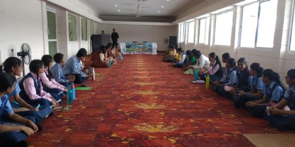जैव विविधता पर आयोजित निबंध प्रतियोगिता में 42 विद्यार्थियों ने लिया हिस्सा