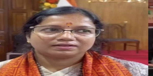 मंत्री पूर्णिमा चक्रवर्ती के कार्यालय पर देर रात हमला, मुख्यमंत्री के कटआउट फाड़ने का आरोप तृणमूल पर