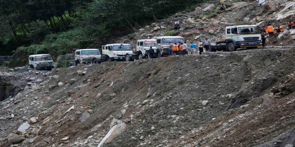 नेपाल चीन नाका बंद होने से असर नेपाल चीन नाका बंद होने से असर