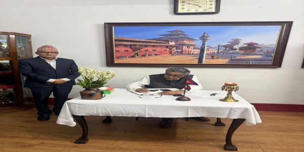 नेपाल महा वाणिज्य दूतावास में मंत्री स्वप्न दास गुप्ता नेपाल महा वाणिज्य दूतावास में मंत्री स्वप्न दास गुप्ता