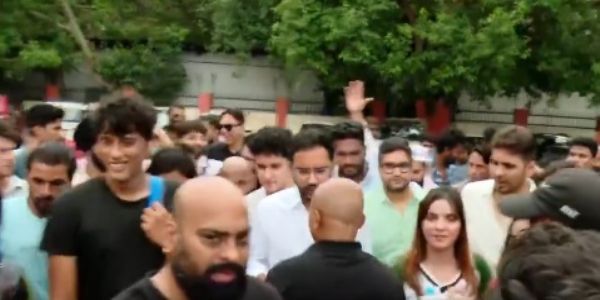 सीजेपी प्रदर्शनकारी सीजेपी प्रदर्शनकारी
