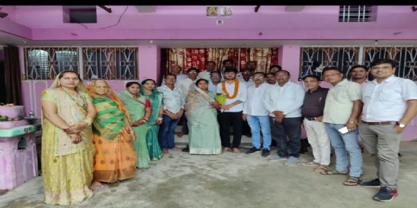 किसान परिवार के लाल मयंक साहू ने रचा इतिहास, नीट में हासिल की सफलता एमबीबीएस में चयन