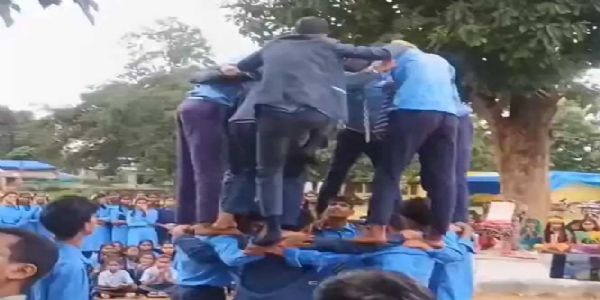 कोंडागांव के बड़ेराजपुर स्कूल में मनाई गई जन्माष्टमी, छात्रों ने फोड़ी दही हांडी