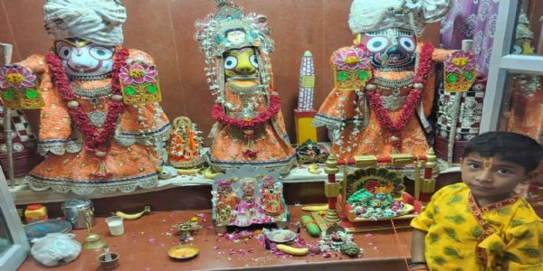 श्री जगन्नाथ जी महोत्सव समिति ने धूमधाम से मनाया श्रीकृष्ण जन्मोत्सव