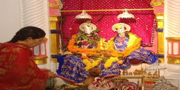 जिले में उत्साह से मनाया गया भगवान श्रीकृष्ण का जन्मोत्सव