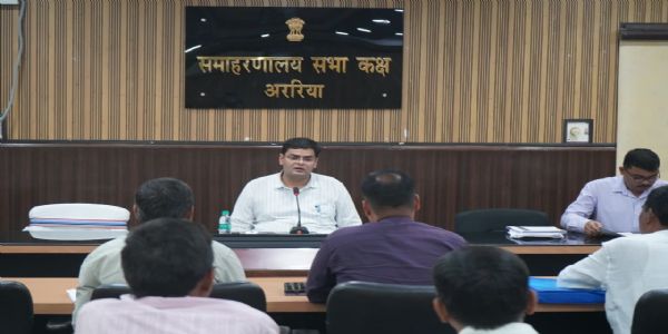 ग्रामीण पथों के रखरखाव में लापरवाही,डीएम ने दिए सख्त कार्रवाई के निर्देश