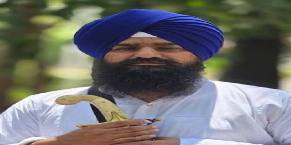 सिख युवक से मारपीट और ककारों की बेअदबी पर जत्थेदार गड़गज व एसजीपीसी अध्यक्ष ने जताई नाराजगी