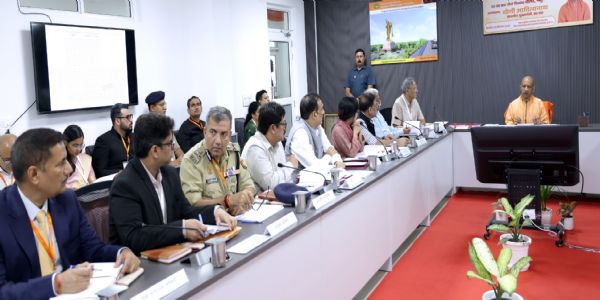 ब्रज चौरासी कोस परिक्रमा का कार्य तीन साल में होगा पूरा, तीर्थ मित्र योजना से सहेजेंगे ब्रज की 200 धरोहरें : सीएम योगी