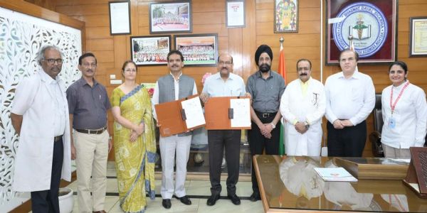 गुरुग्राम में जन्माष्टमी की धूम, राधा-कृष्ण बने बच्चों ने मोहा मन