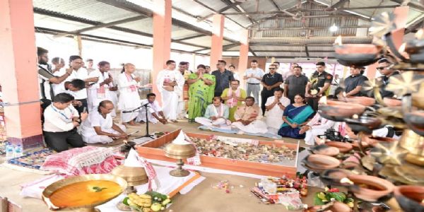 राज्यपाल ने श्रीश्री सियाला वैष्णव देवमोर्नोई सत्र का किया दौरा, जन्माष्टमी उत्सव में हुए शामिल
