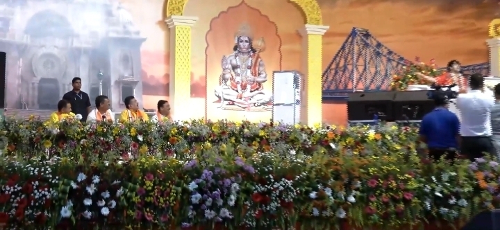 धीरेंद्र शास्त्री का कार्यक्रम