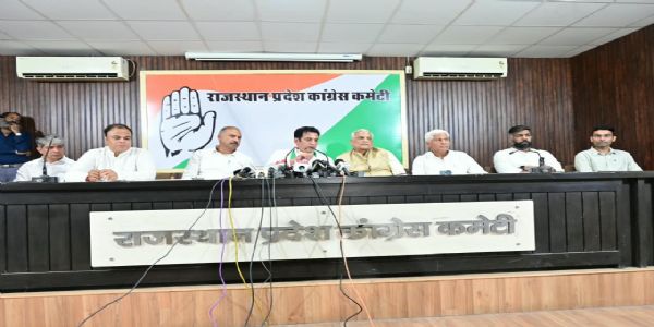 जातिगत जनगणना में जाति-वर्ग के अलग कॉलम हों: देवेंद्र यादव