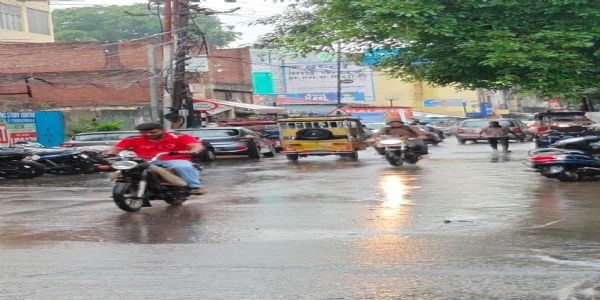 मुरादाबाद में लगातार दूसरे दिन भी जमकर बरसे मेघ, बदला मौसम का मिजाज
