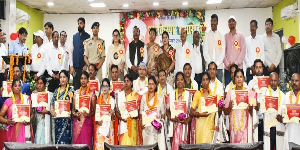 शिक्षक एक पीढ़ी के चरित्र और सोच का निर्माता होता है : मंत्री रामविचार नेताम