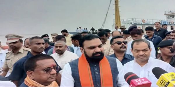 गंगा के तेज कटाव का जायजा लेने भागलपुर पहुंचे मुख्यमंत्री सम्राट चौधरी, राघोपुर तटबंध का किया निरीक्षण