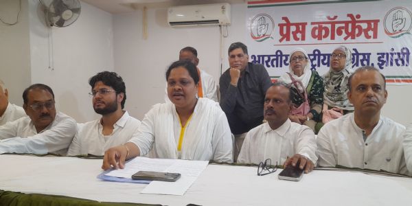 सरकार जातिगत जनगणना में ड्रॉपडाउन सूची को करे शामिल : हिना कावरे