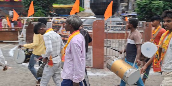 श्रीकृष्ण जन्मोत्सव पर छपरा में निकली शोभा यात्रा