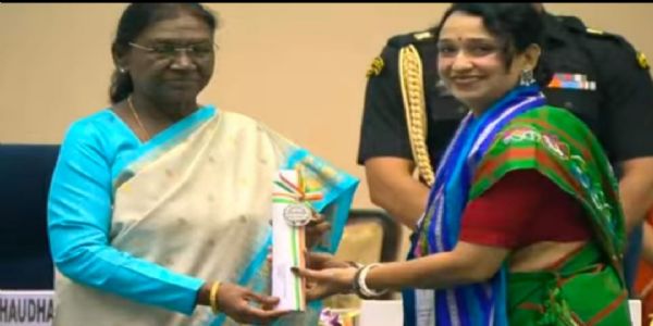 धनबाद की मुनमुन भट्टाचार्य को राष्ट्रीय शिक्षक पुरस्कार, राष्ट्रपति ने किया सम्मानित