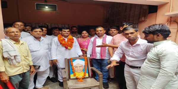 समाजवादी पार्टी ने शिक्षक दिवस पर शिक्षा—शिक्षकों के मुद्दे को उठाया