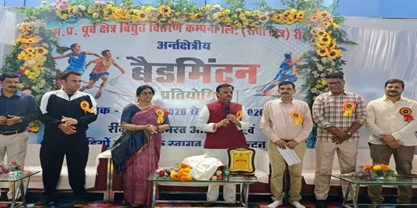 रीवाः उप मुख्यमंत्री शुक्ल ने ऊर्जा विभाग की 48वीं बैडमिंटन प्रतियोगिता का किया शुभारंभ