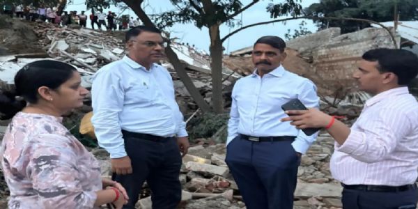 मीरजापुर : क्रेशर हादसे में चार मजदूरों के मौत प्रकरण में क्रेशर मालिक समेत पांच नामजद -अज्ञात पर केस दर्ज
