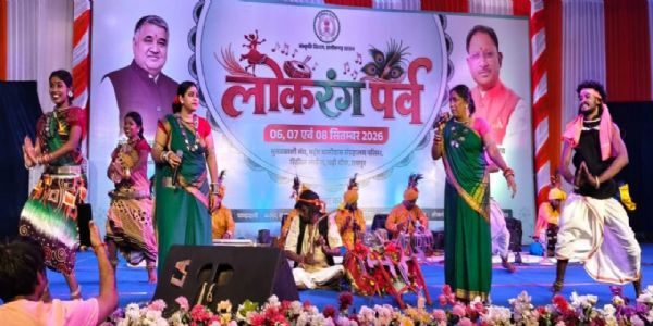 लोकधुनों और लोकनृत्यों से सजा ‘लोकरंग पर्व’, भरथरी गाथा ने बांधा समां