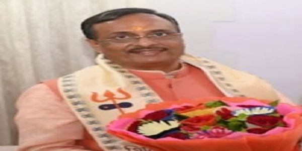 डॉ. दिनेश शर्मा। डॉ. दिनेश शर्मा।