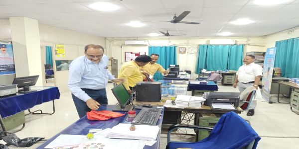 द न्यू इंडिया इंश्योरेंस कंपनी की संपत्ति कोर्ट ने की सील