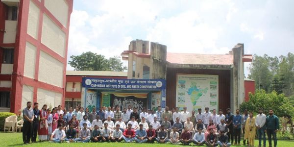 जलवायु परिवर्तन के दौर में खंडित जल संरक्षण नहीं, एकीकृत नदी बेसिन प्रबंधन जरूरी