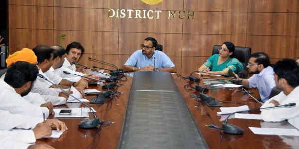 नूंह: मतदाता सूची पुनरीक्षण में राजनीतिक दल और बीएलए सक्रिय भूमिका निभाएं : अखिल पिलानी