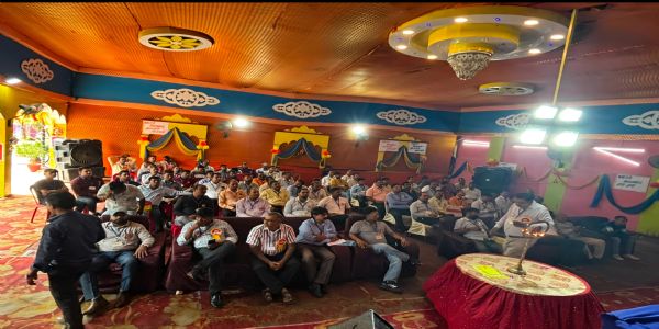 छपरा में दवा प्रतिनिधियों का वार्षिक अधिवेशन संपन्न नई कार्यकारिणी की हुई घोषणा