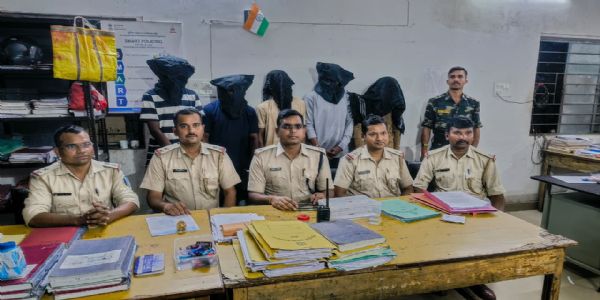 चोरी का खुलासा, पांच गिरफ्तार