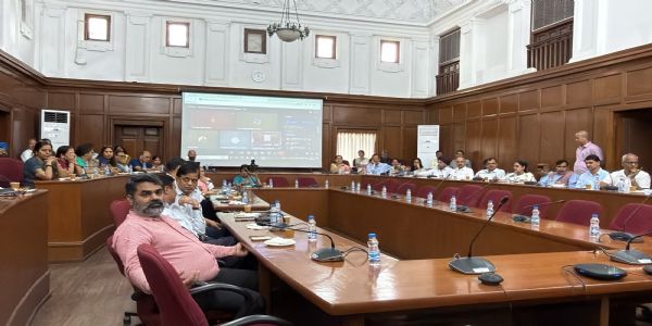 डीयू कुलपति ने सत्य निकेतन हादसे पर जताई संवेदना, प्रिंसिपलों को नए हॉस्टल बनाने के निर्देश दिए