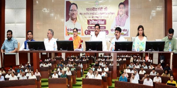 धान खरीद, चावल भंडारण, किसान पंजीयन और गोदाम निर्माण कार्यों में तेजी लाने के दिए निर्देश