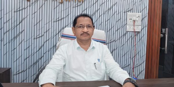 बलरामपुर डीईओ वित्तीय अनियमितता पर मंत्री रामविचार का बड़ा बयान, बोले भ्रष्टाचारियों पर होगी सख्त कार्रवाई