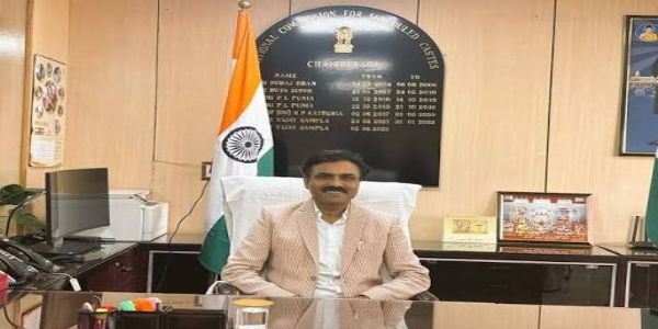 किशोर मकवाना, अध्यक्ष, राष्ट्रीय अनुसूचित जाति आयोग किशोर मकवाना, अध्यक्ष, राष्ट्रीय अनुसूचित जाति आयोग