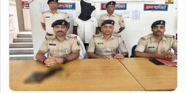 नालंदा जिले में देसी कट्टा और दो जिंदा कारतूस के साथ युवक गिरफ्तार