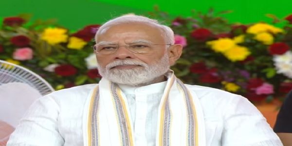 प्रधानमंत्री मोदी ने नवसारी में किया ‘नमो कमलम’ कार्यालय का उद्घाटन